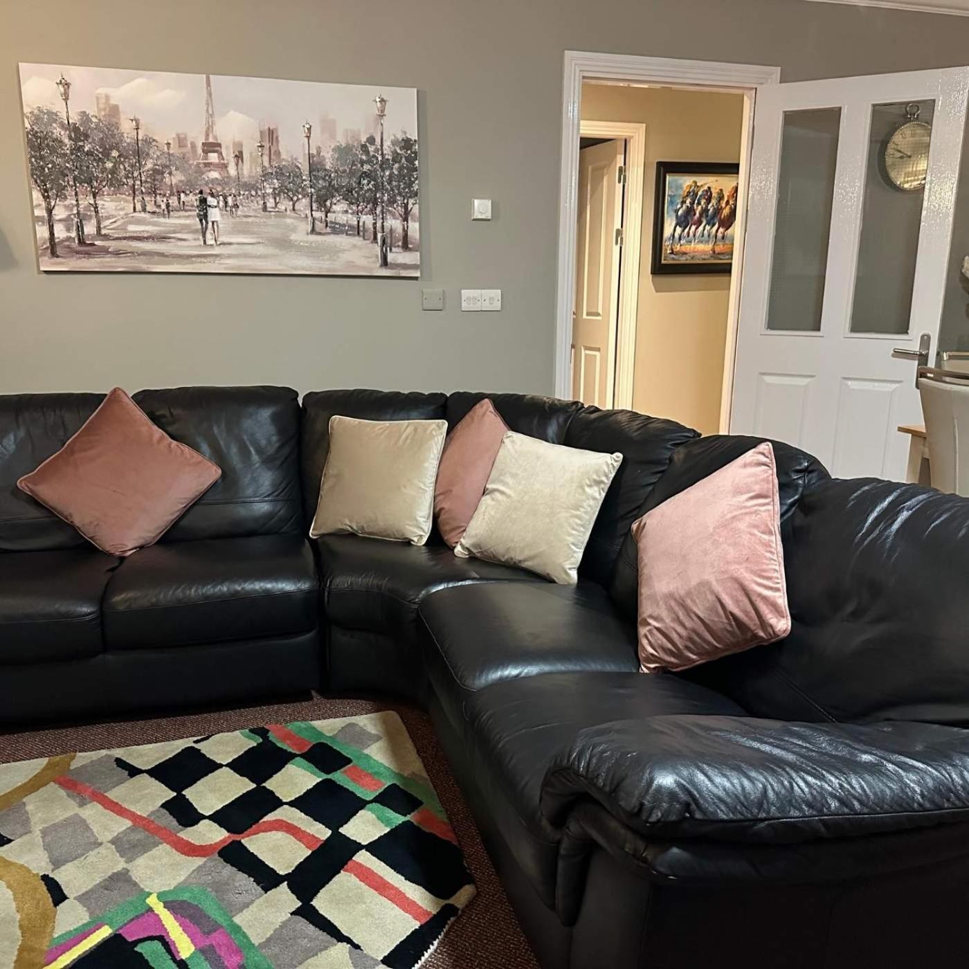 Spacious 2 Bedroom Apartment In Killarney Eksteriør bilde